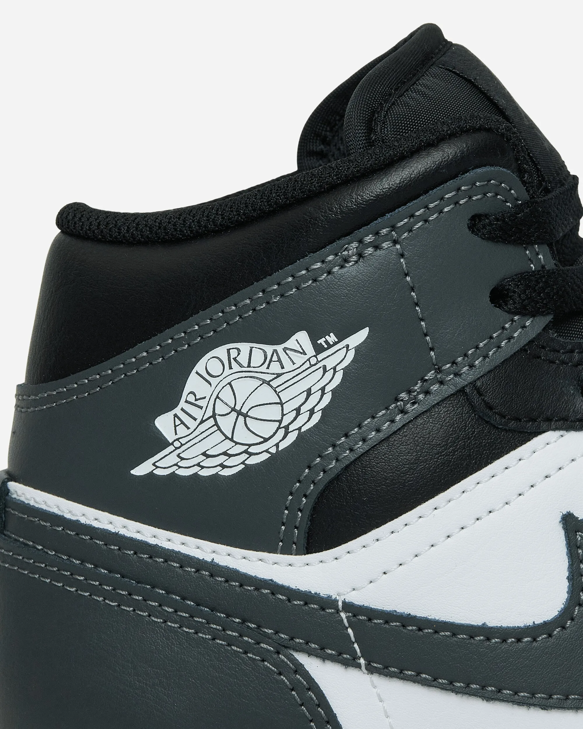 Air Jordan 1 Mid Sneakers Black / White / Iron Grey