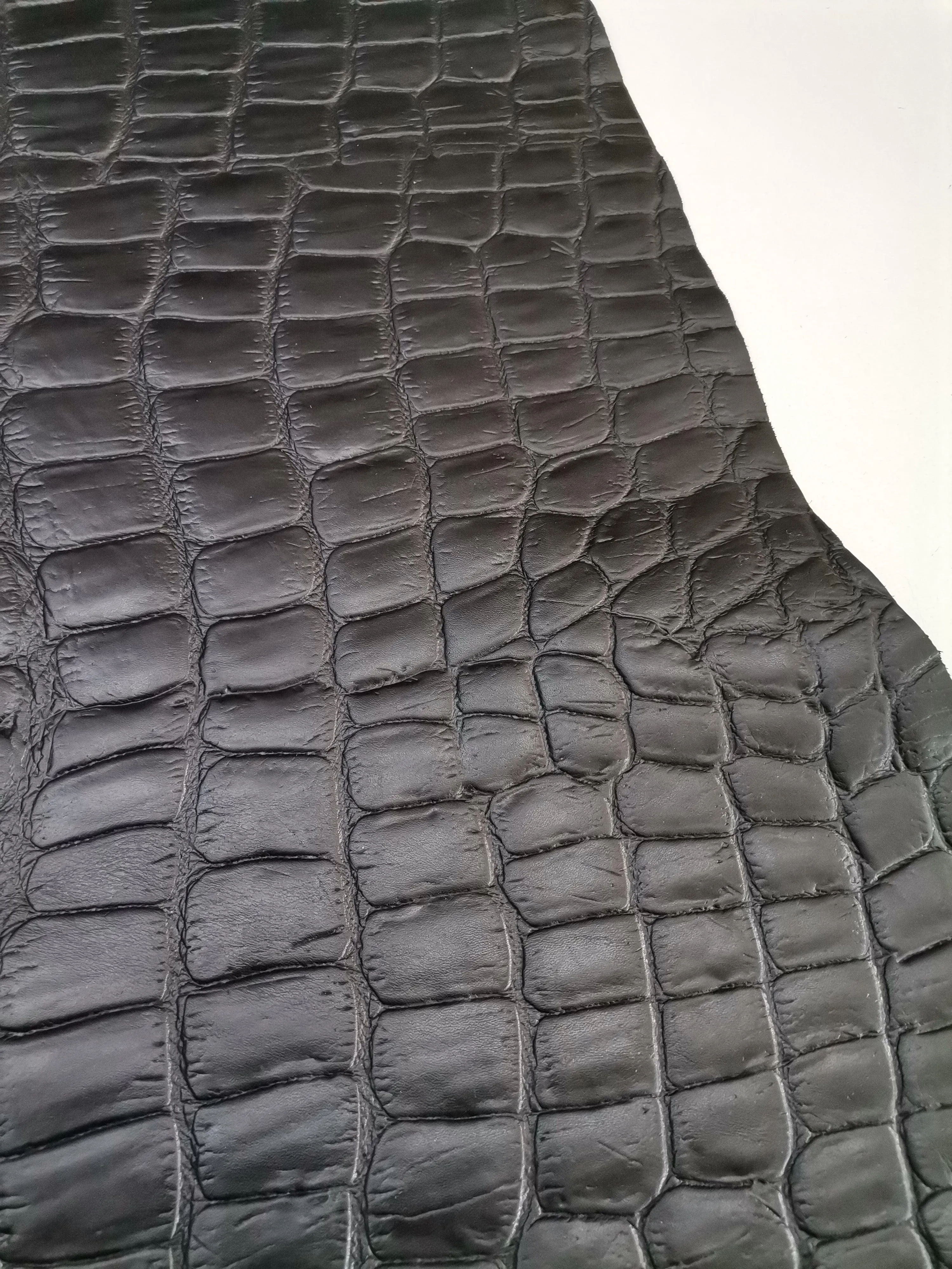 Cow embossed leather with big crocodile effect