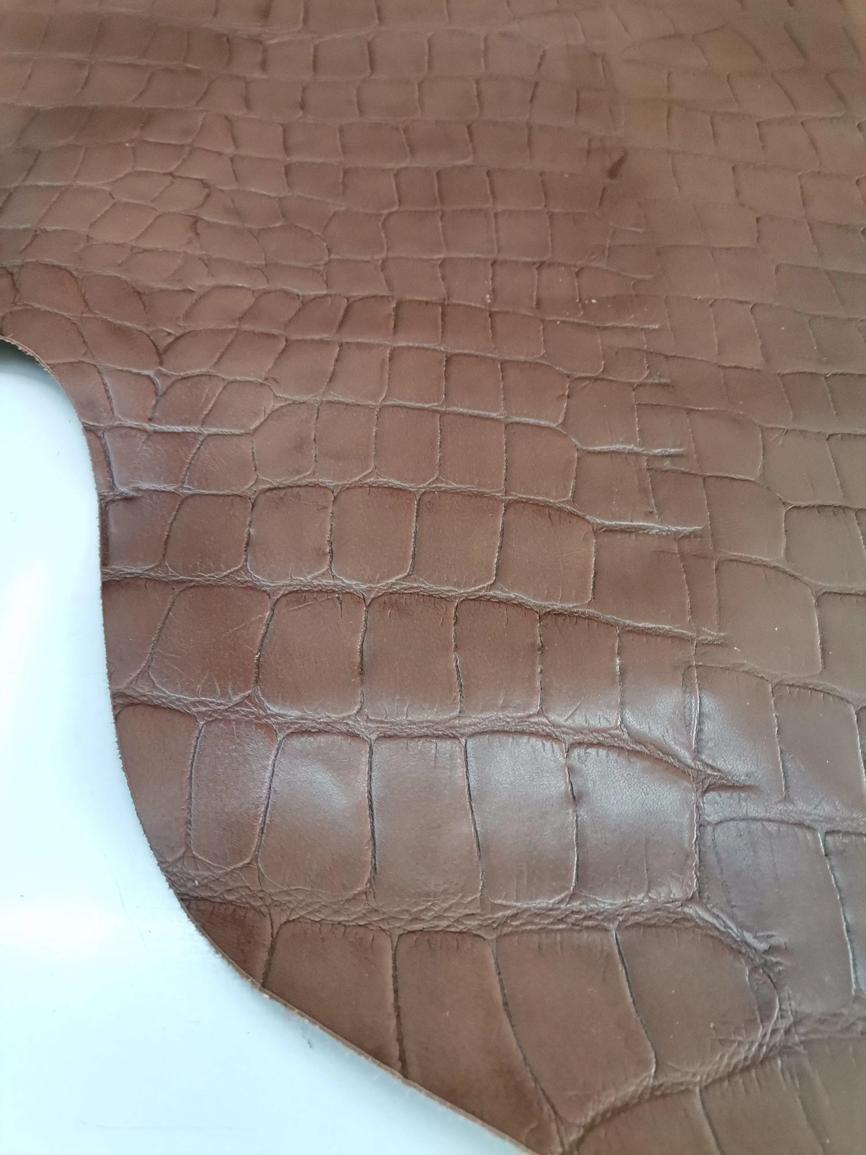 Cow embossed leather with big crocodile effect