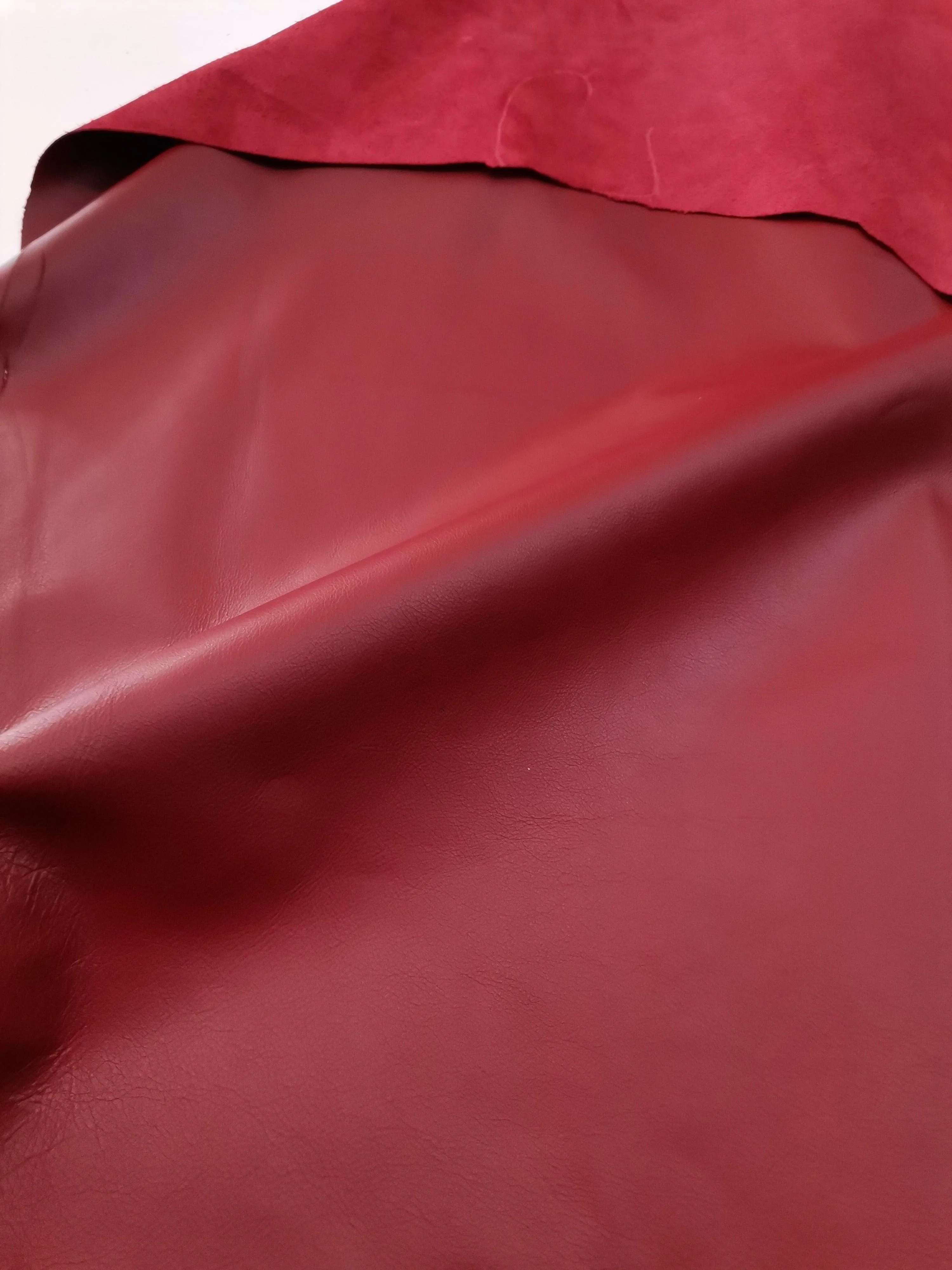 Cow leather for upholstery | Cowhides for furnitures.