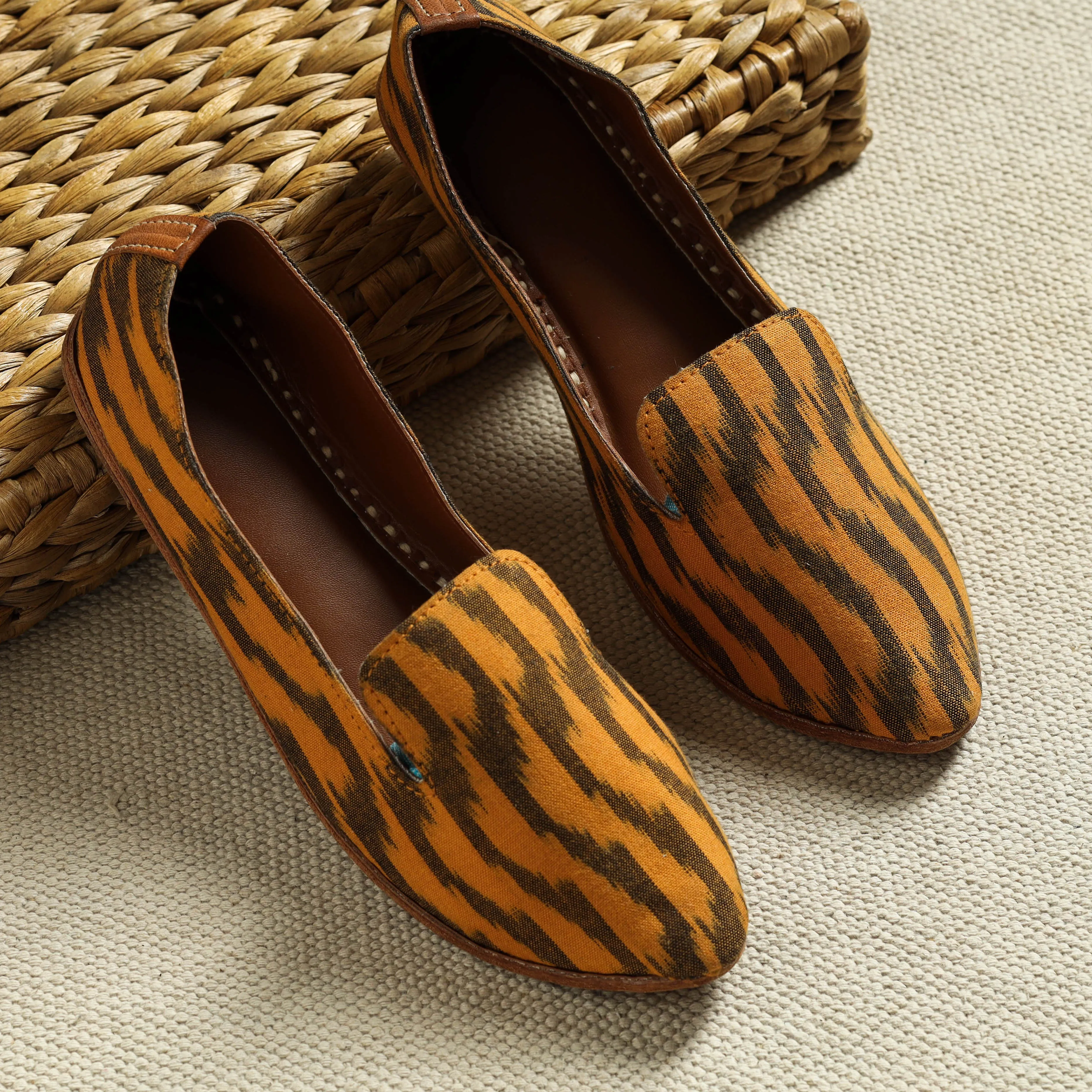 Ikat Handstitched Kutch Leather Flat Jutti