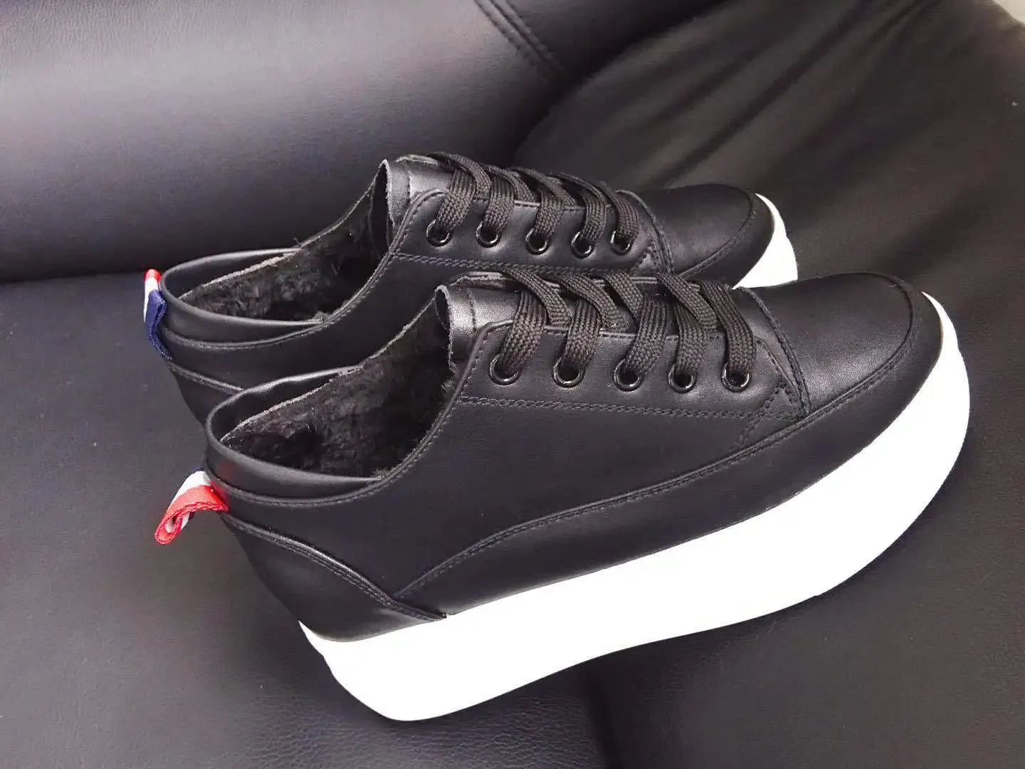 Joskaa 2024 New Platform Sneakers Black Leather