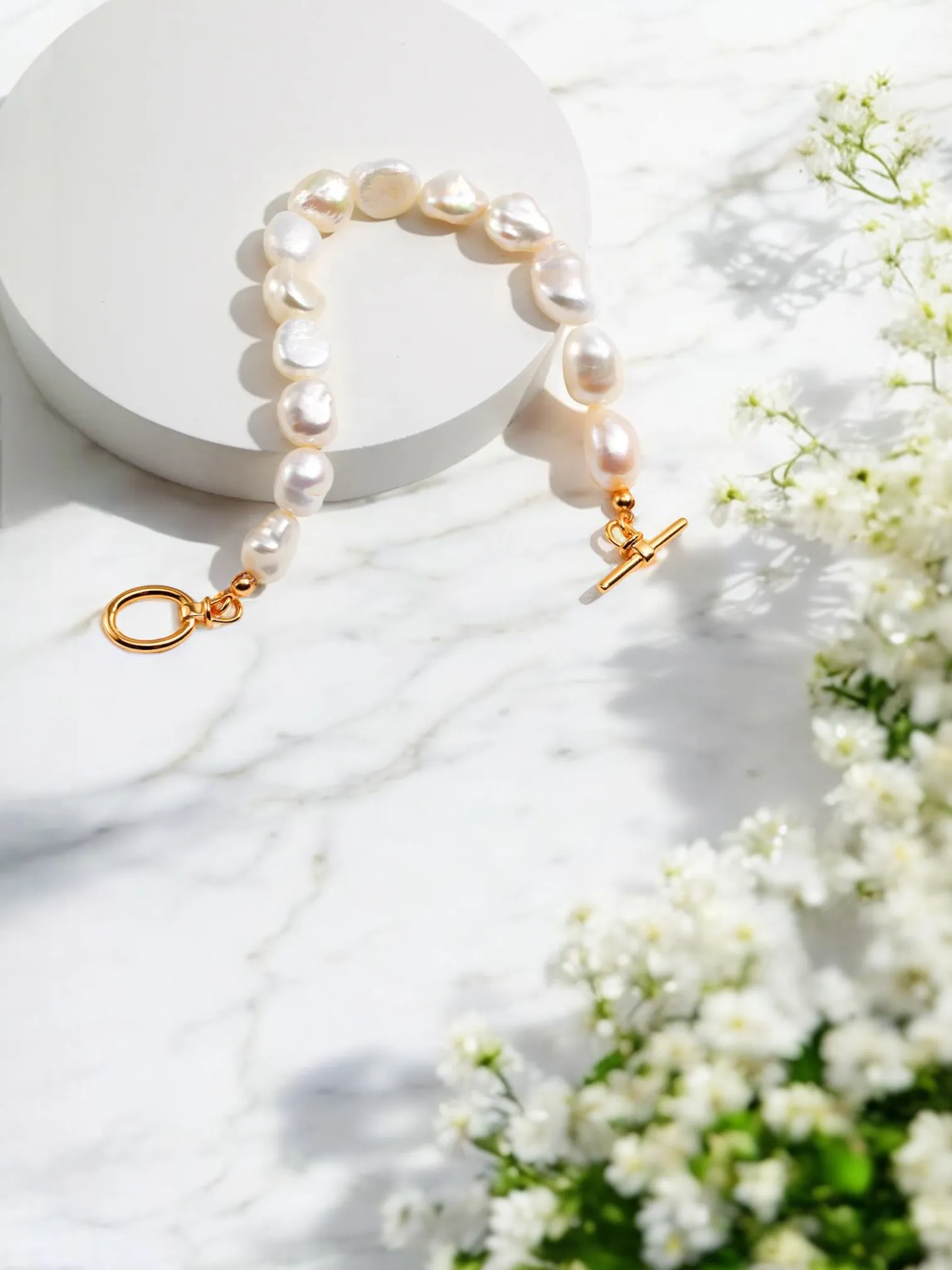 Lia - Adjustable Beaded Irregular Pearl Bracelet