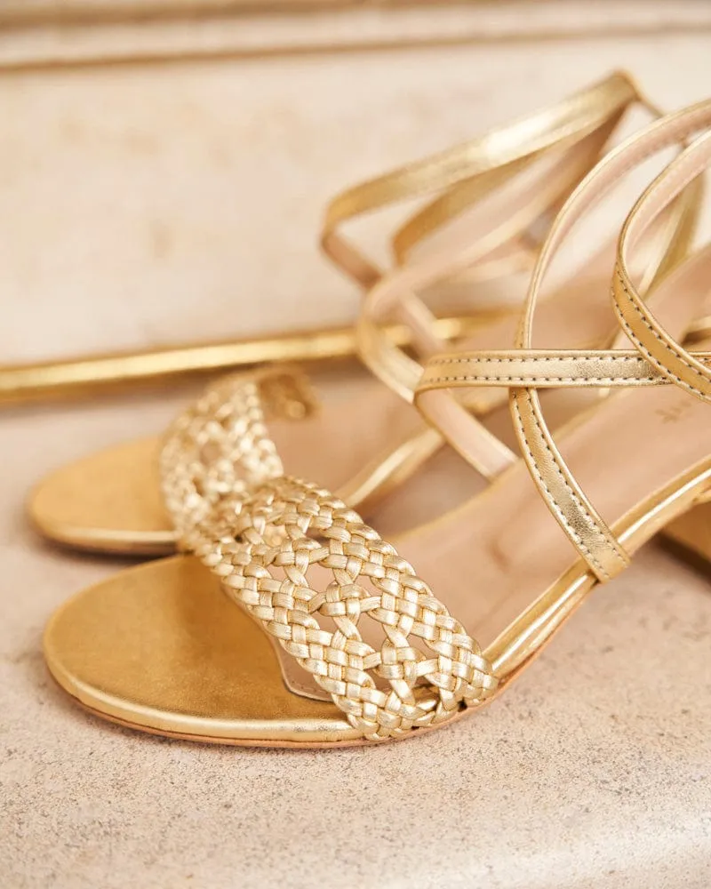 Nymphea Vegan Leather Heeled Sandals | Gold