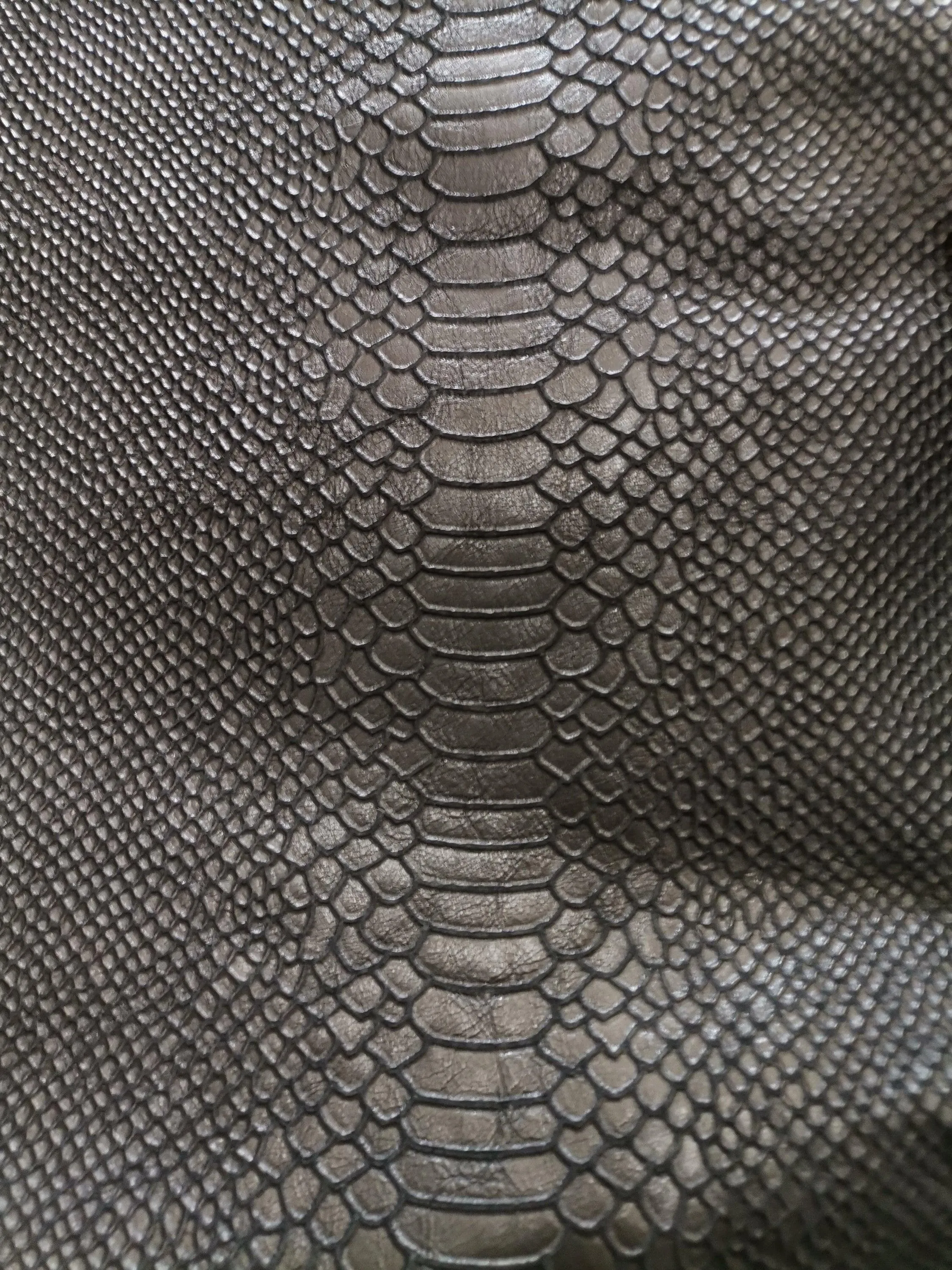 Python-embossed cowhide | Cow leather printed snake effect