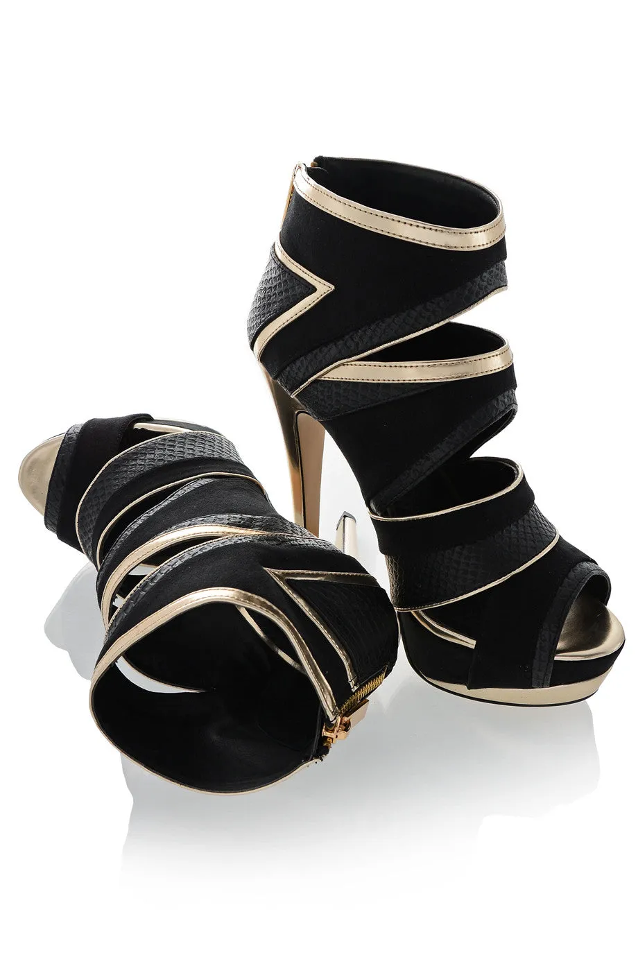 RICHENDA Chopped Out Black Sandal