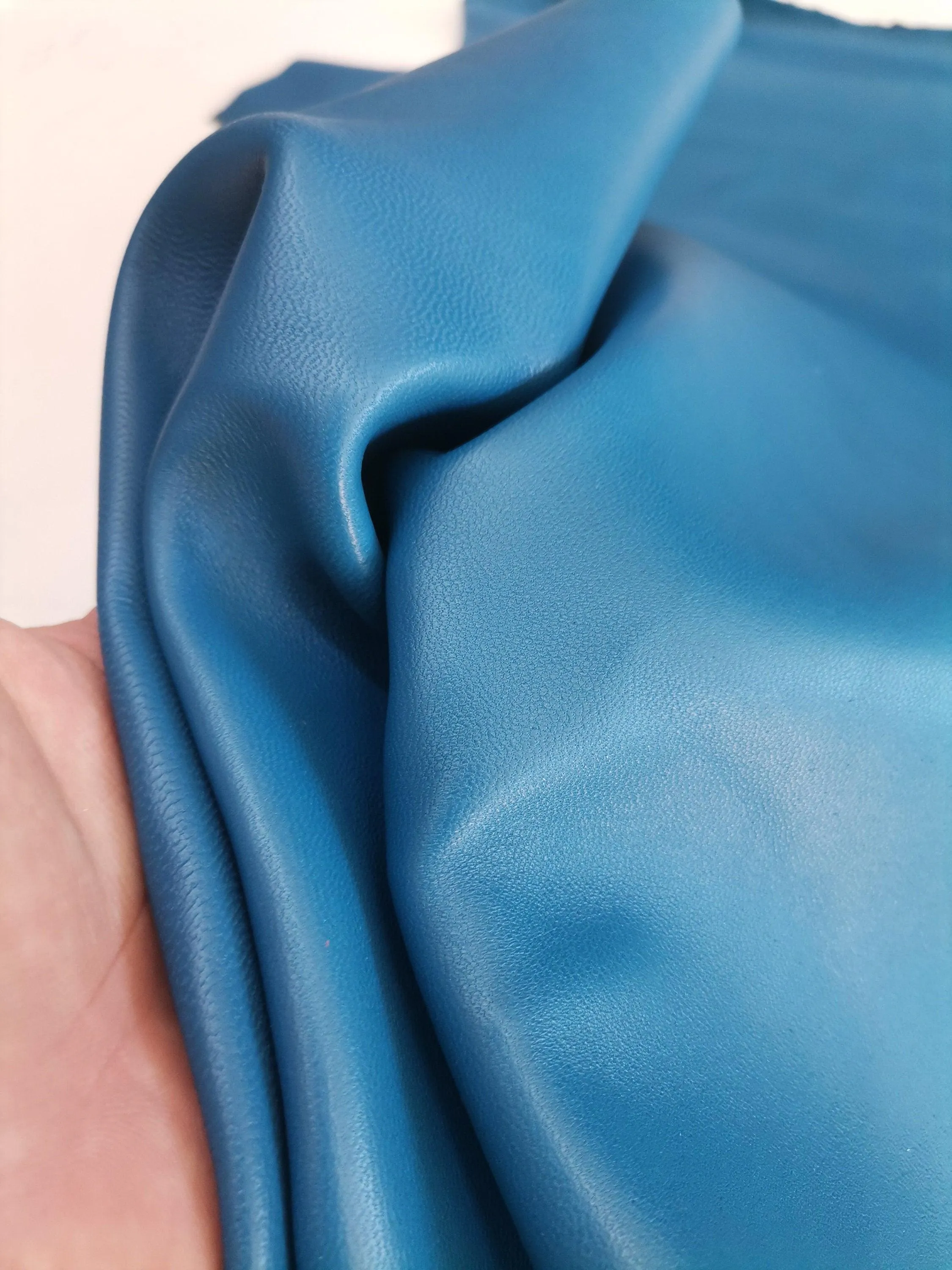 Sheep genuine leather, lambskin nappa leather hide for crafts col. blue, thick. 1,0mm (2 1/2oz)