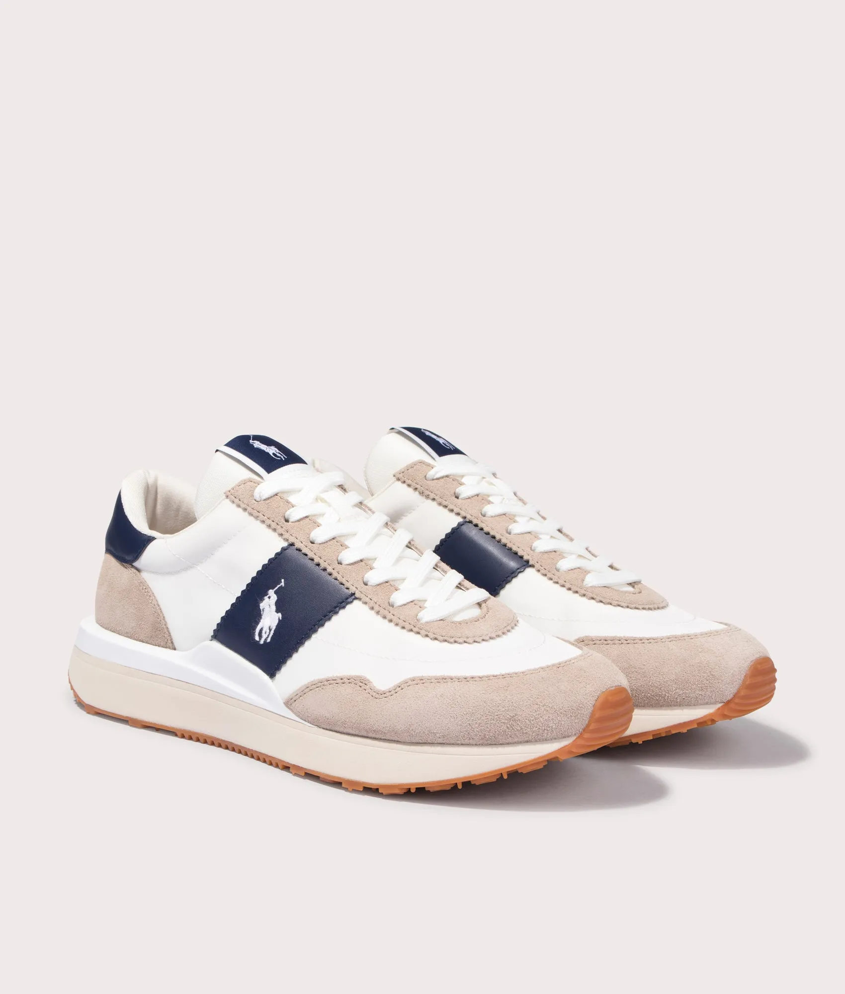 Train 89 Panelled Low Top Sneakers